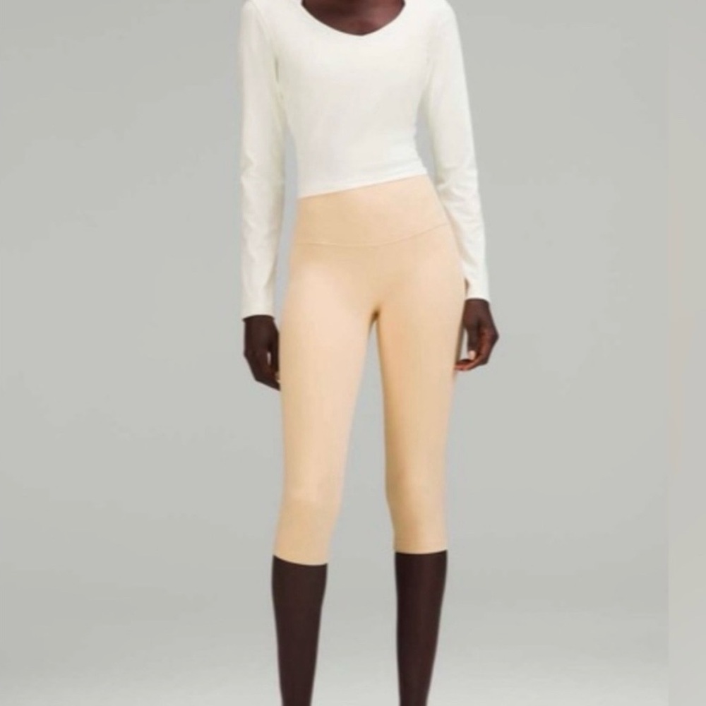 Lululemon Align High-Rise Crop 17" Prosecco size 6